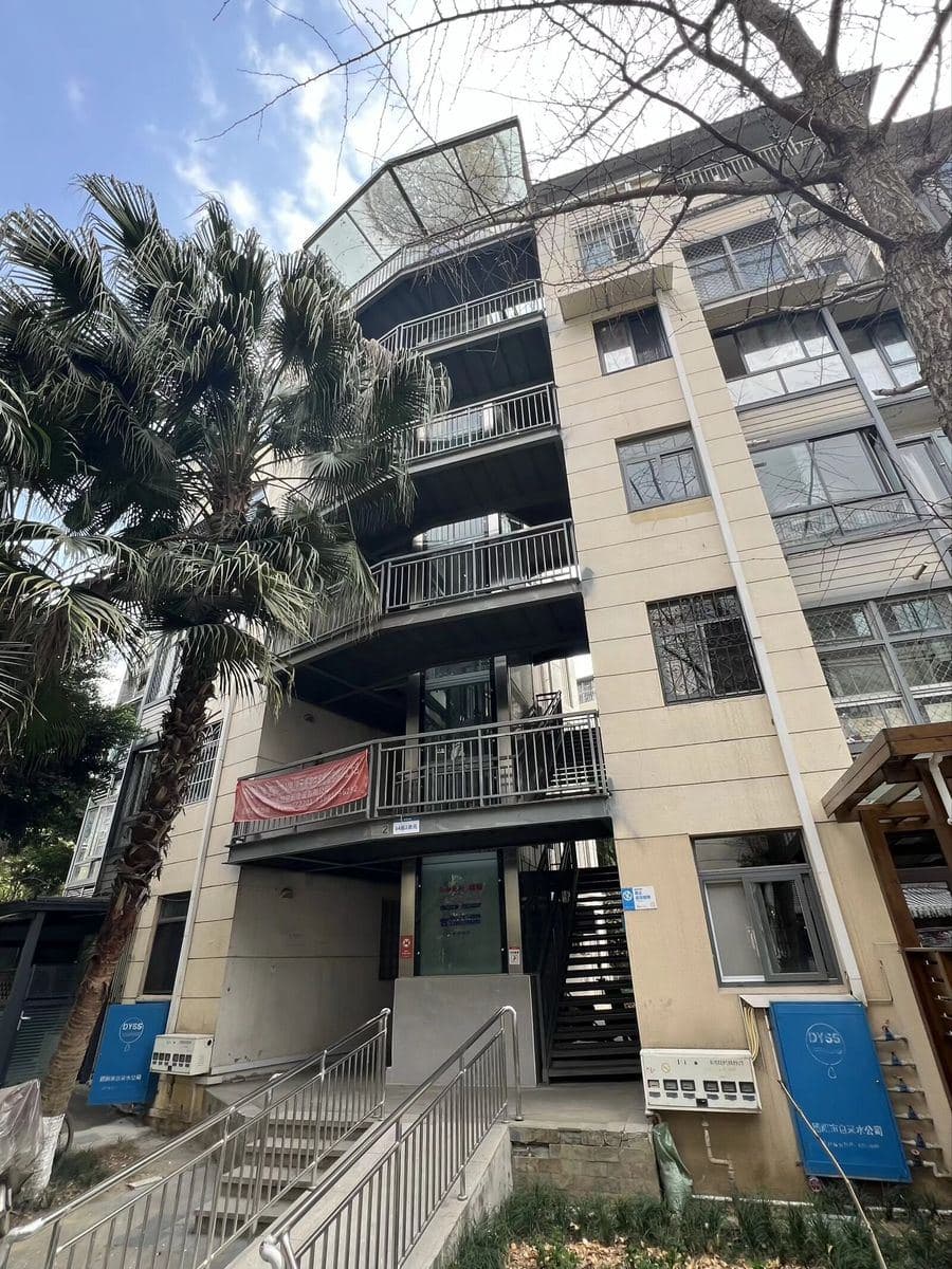 鲁能·南域中央 既有建筑加装项目实景照片